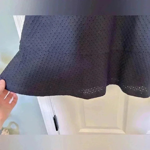 Loft Sleeveless Flounce Hem Dress size 2 - Picture 2 of 3